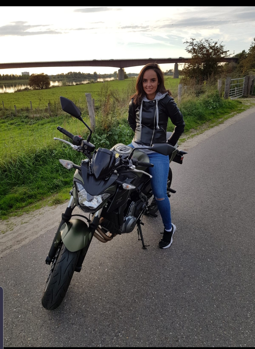 Onwijs Dikra: 'De Marokkaanse vrouw die motorrijdt is wel zeldzaam KU-68